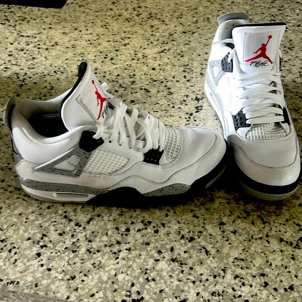 Jordan retro 4s Cement
